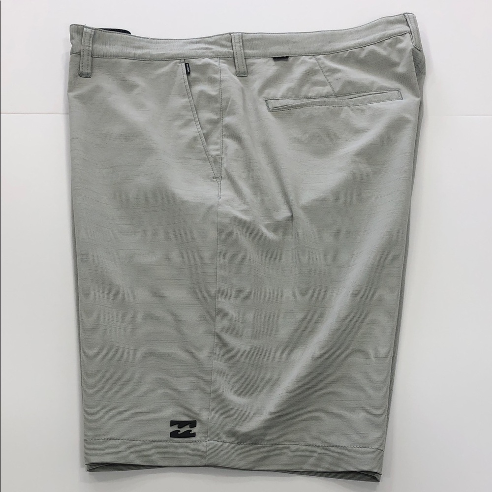 Billabong Crossfire Submersible Shorts Men’s 38 Gray Hybrid Walk Boardshorts